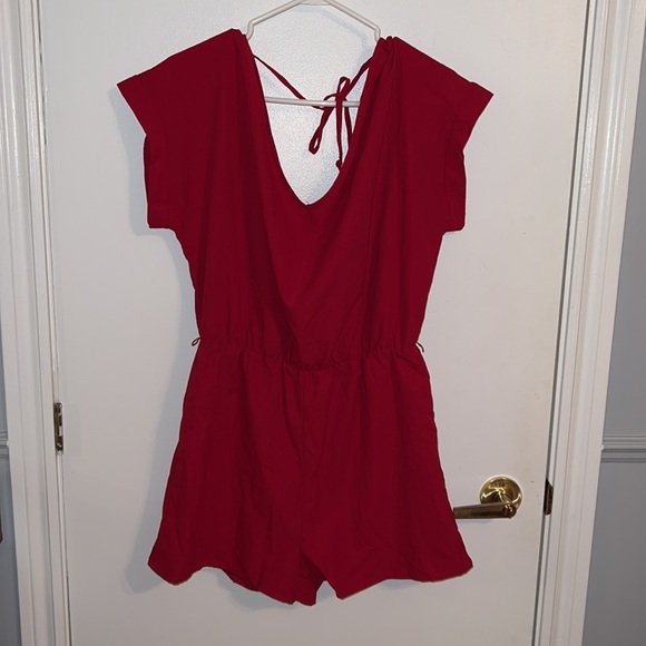 RED ROMPER - Picture 2 of 5